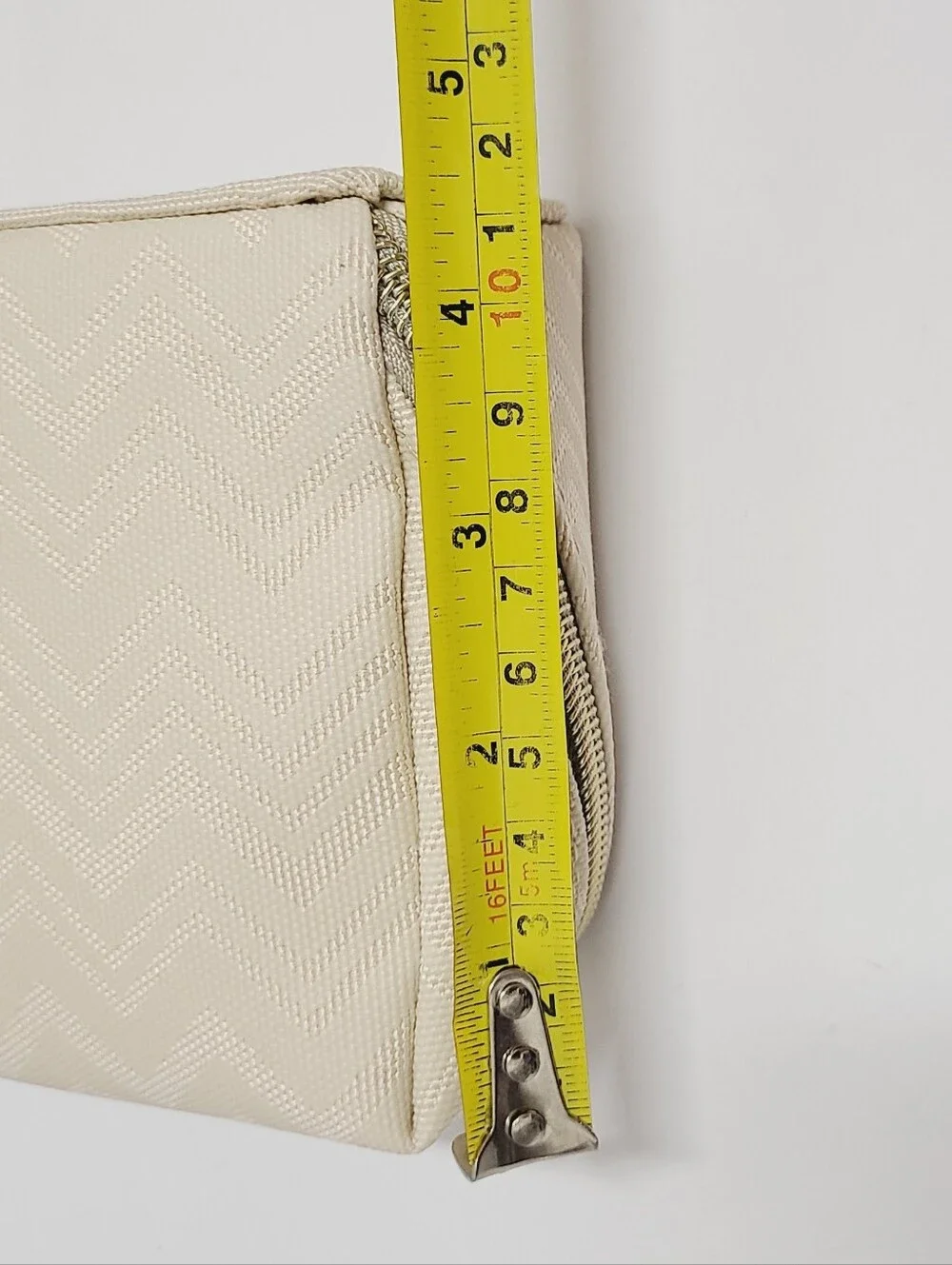 Missoni x Delta One Signature Zig-zag Accessory Makeup Zip Top Case Off White